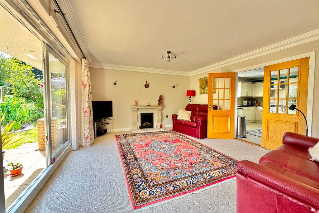 Property photo 3 of 14