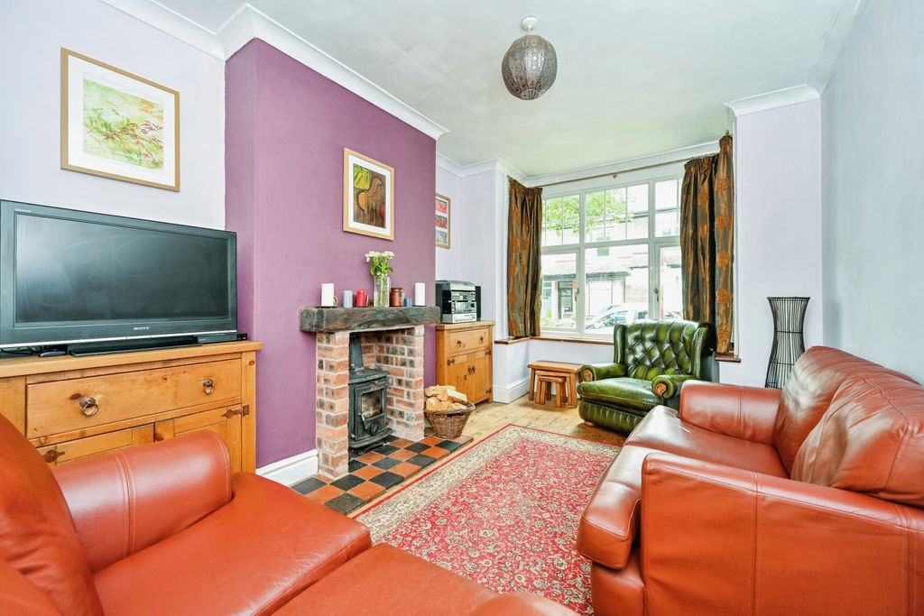 Property photo 2 of 17 Photography