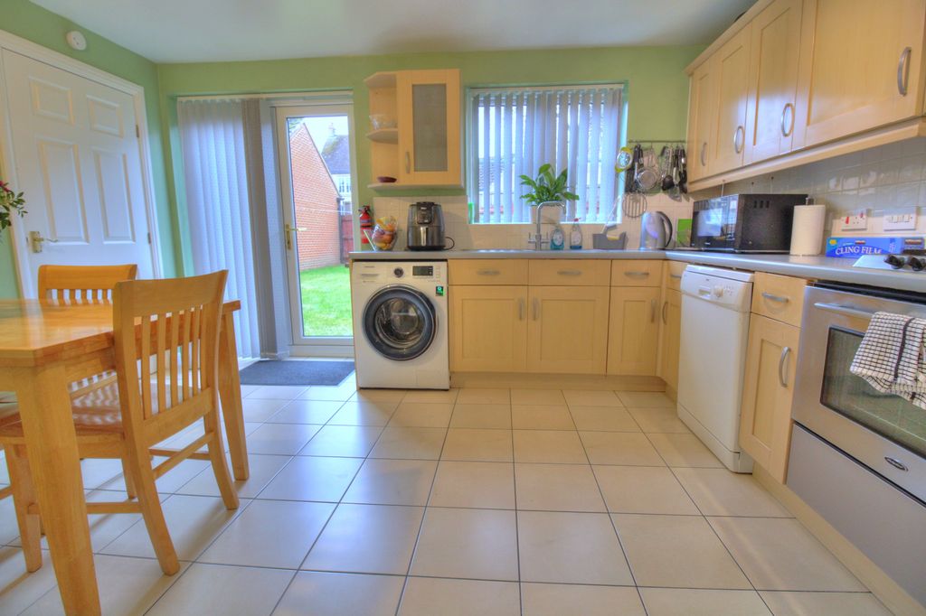 Property photo 3 of 31 Photo #3