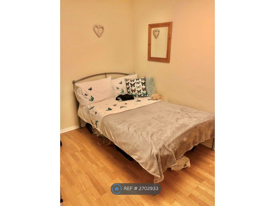 Property photo 3 of 26