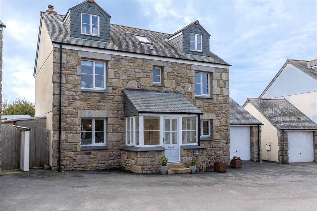 Property photo 1 of 32 Front Of House