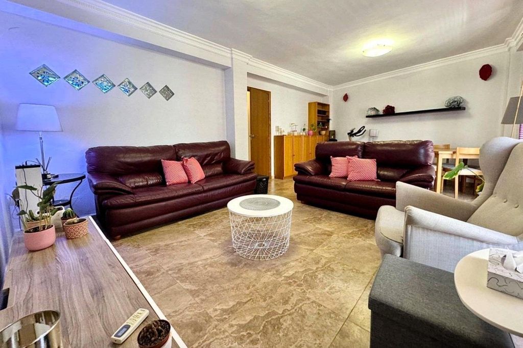 Property photo 1 of 31