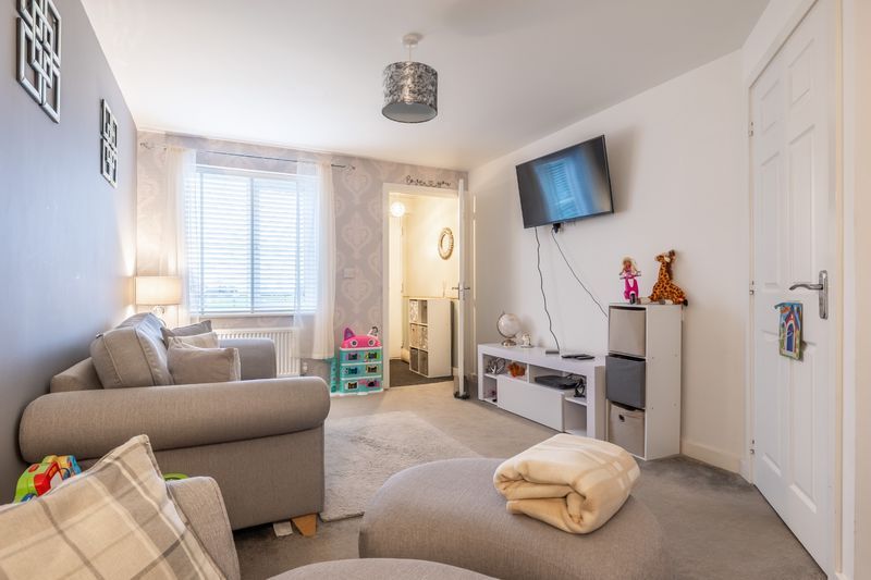 Property photo 2 of 18 Photo 24