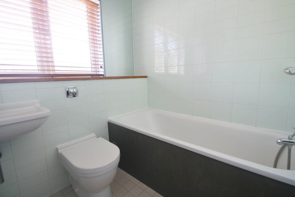 Property photo 2 of 5 Bathroom