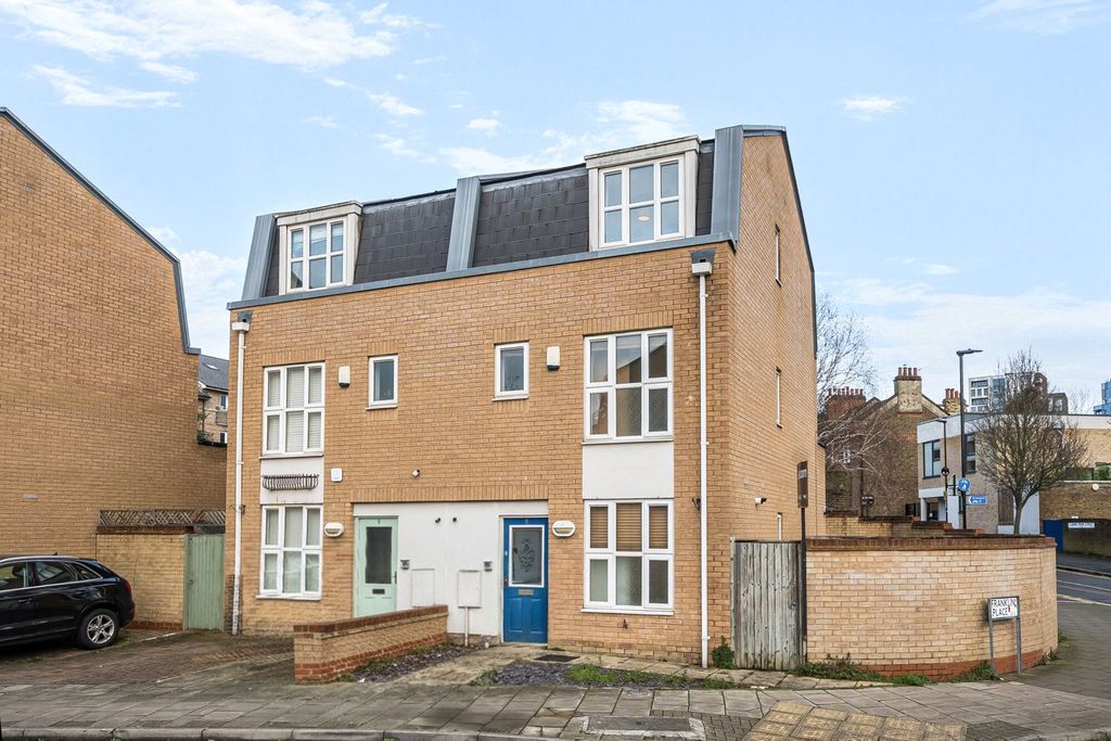 Property photo 2 of 20 1410791-2-698c9A4...