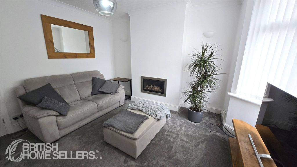 Property photo 2 of 9 Picture No. 07