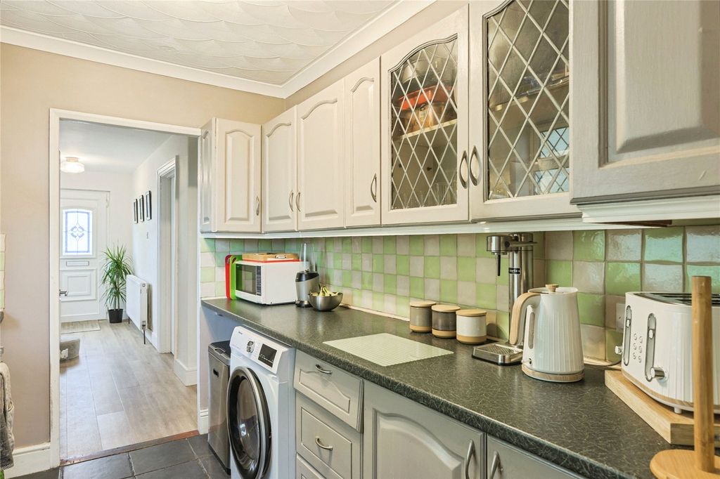 Property photo 3 of 17 Picture No. 21