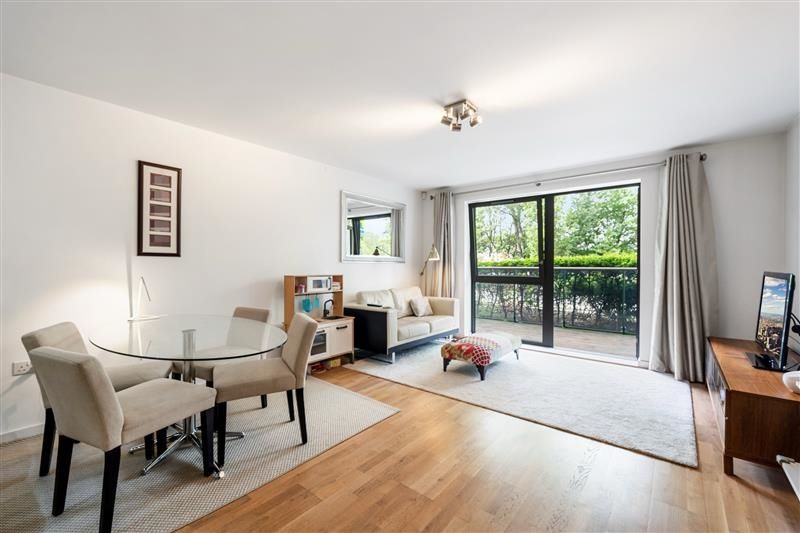 Property photo 1 of 25 Dd37E1Af-6722-499...