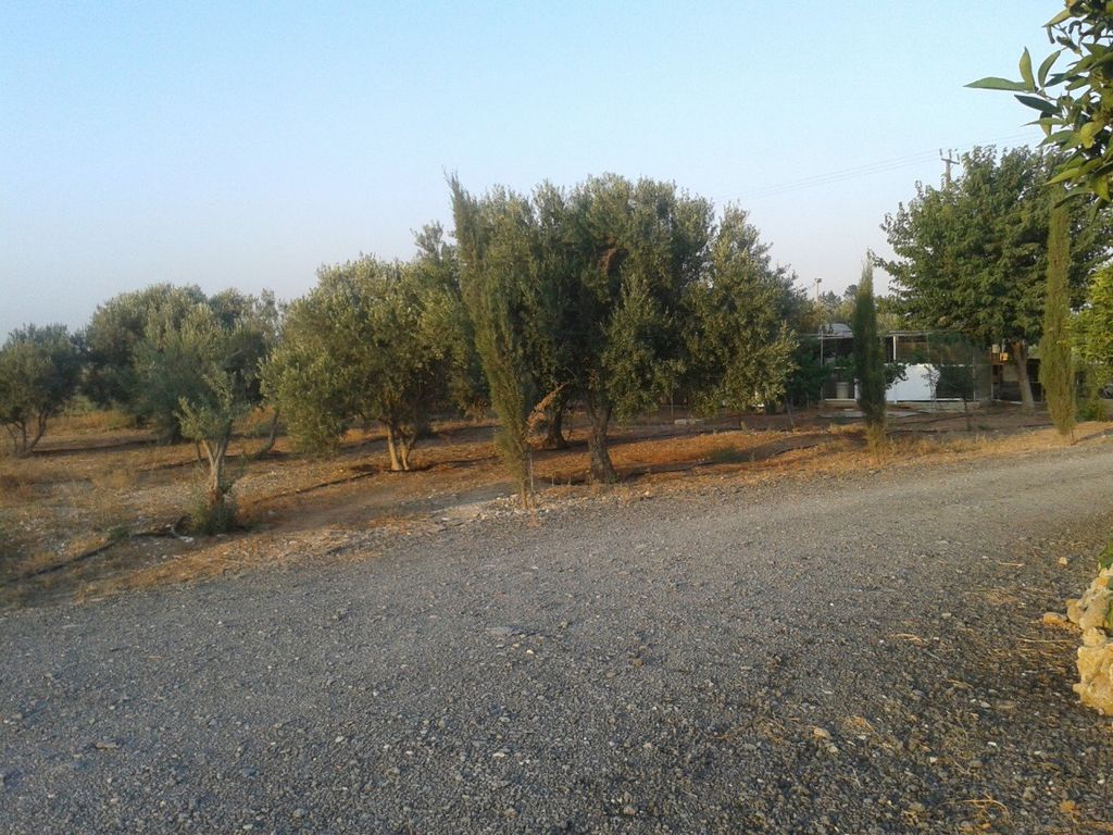 Property photo 1 of 18