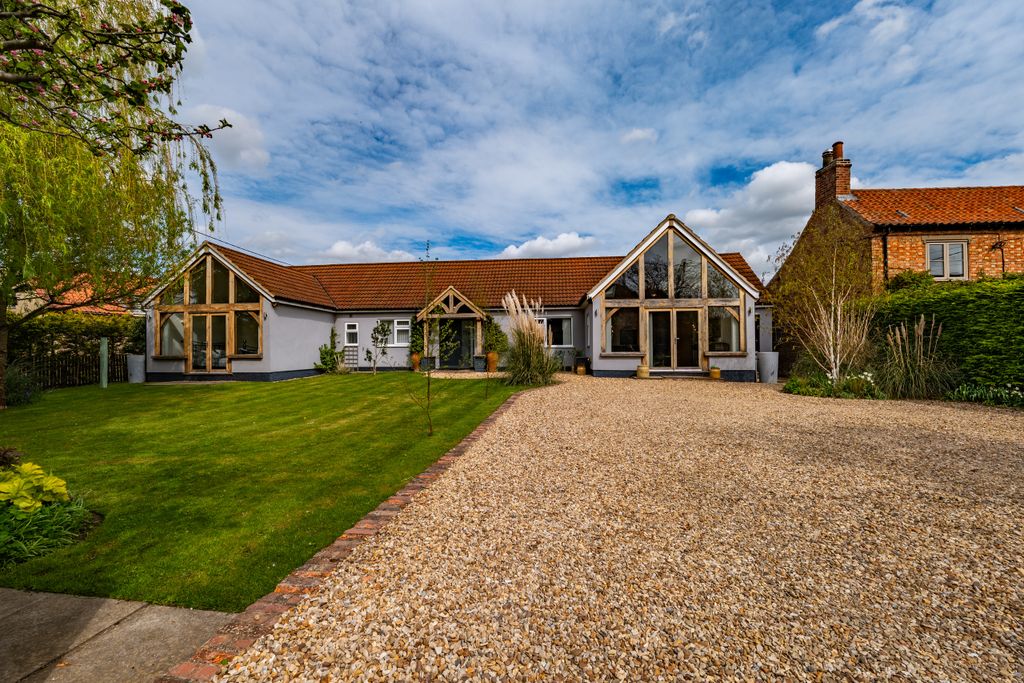 Property photo 1 of 23 Photo 1