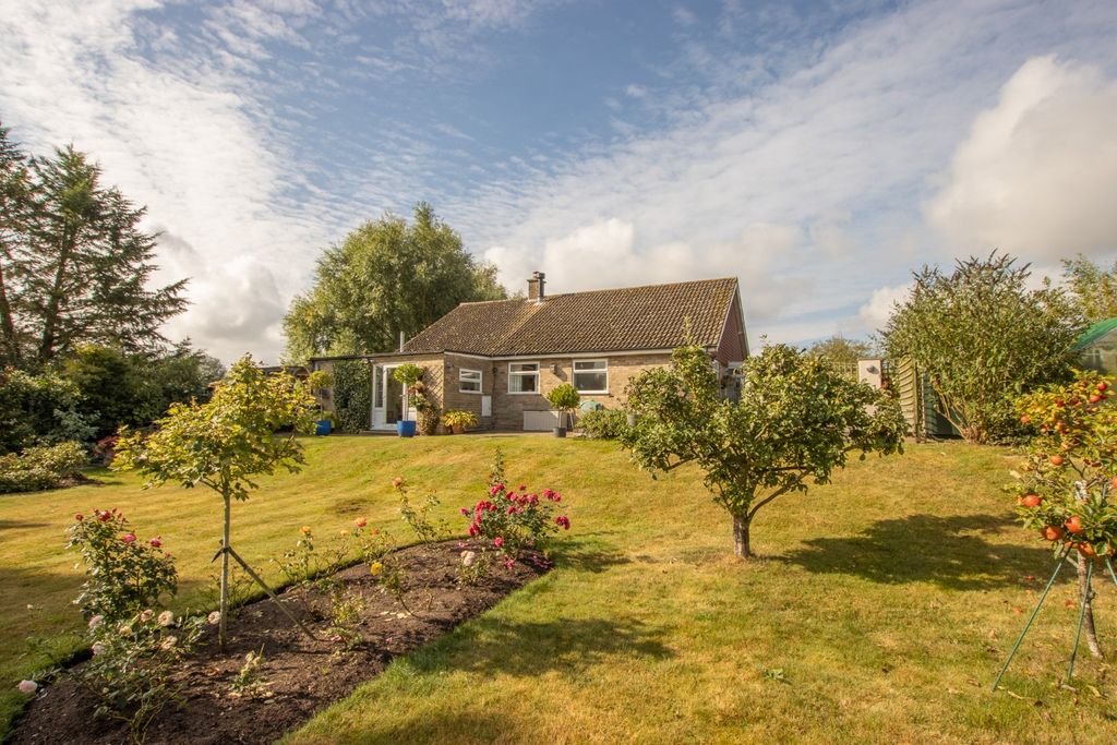 Property photo 1 of 29 3555172