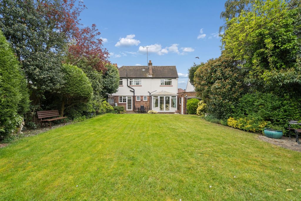 Property photo 3 of 19