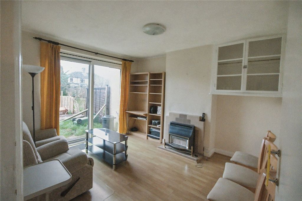 Property photo 3 of 20 Dining Room