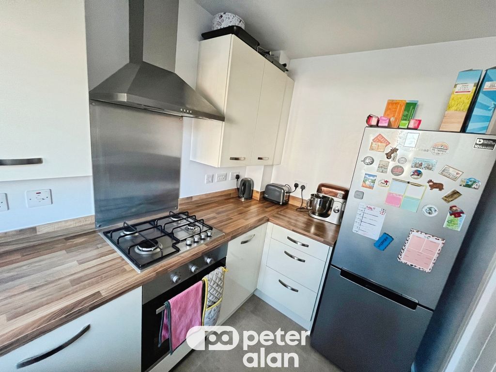 Property photo 2 of 11 Image