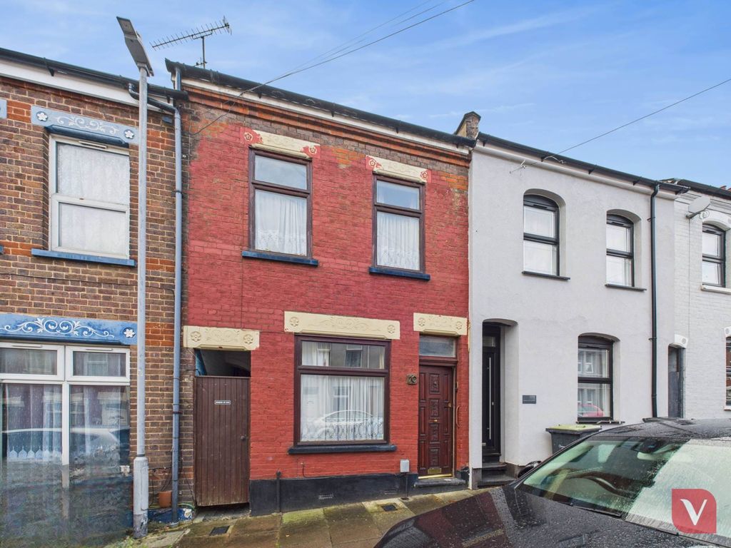 Property photo 1 of 10