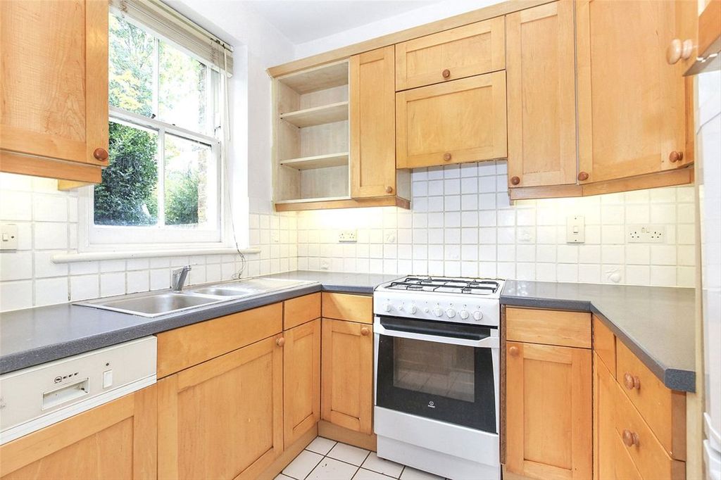 Property photo 3 of 5