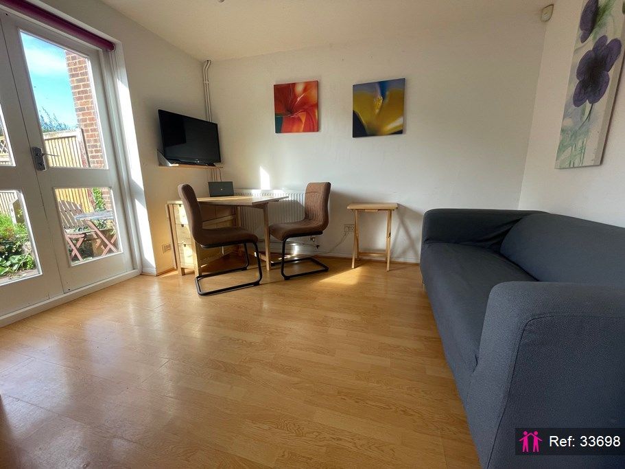 Property photo 3 of 11