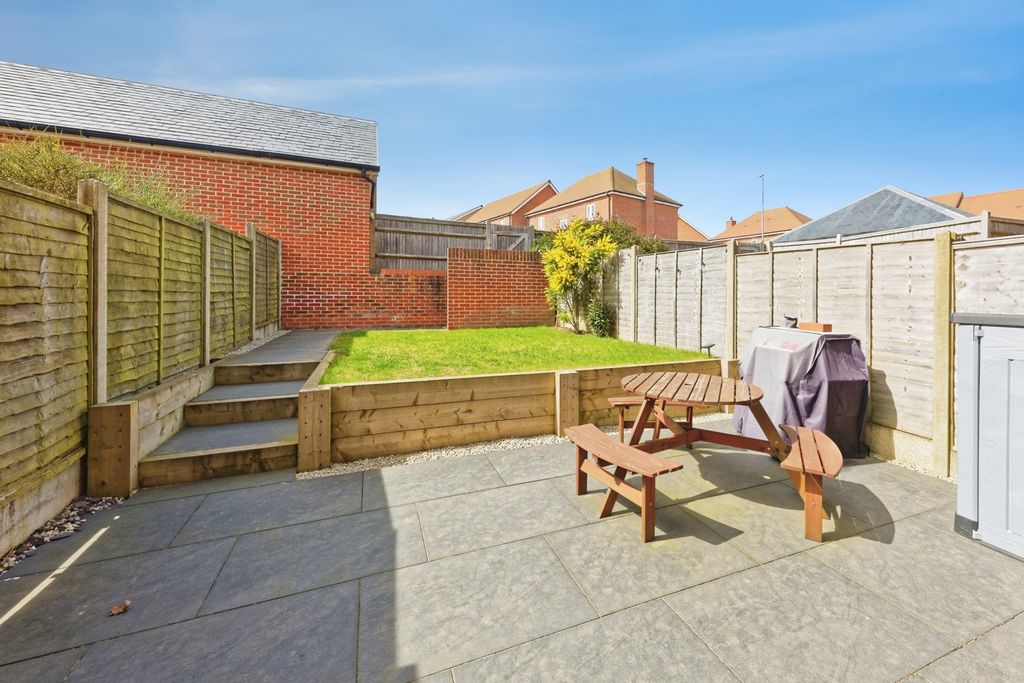 Property photo 2 of 20 Pbox-Img.Jpg