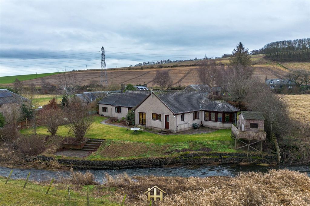 Property photo 2 of 36 Maryfield Farm Bungalow Rosemill Rd Bridgefoot Dun