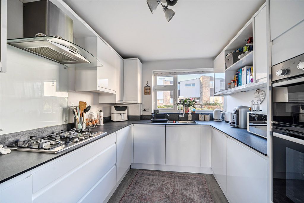 Property photo 3 of 14 Picture No. 05