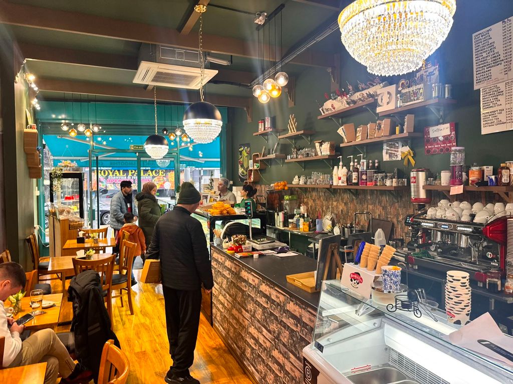 Property photo 3 of 18