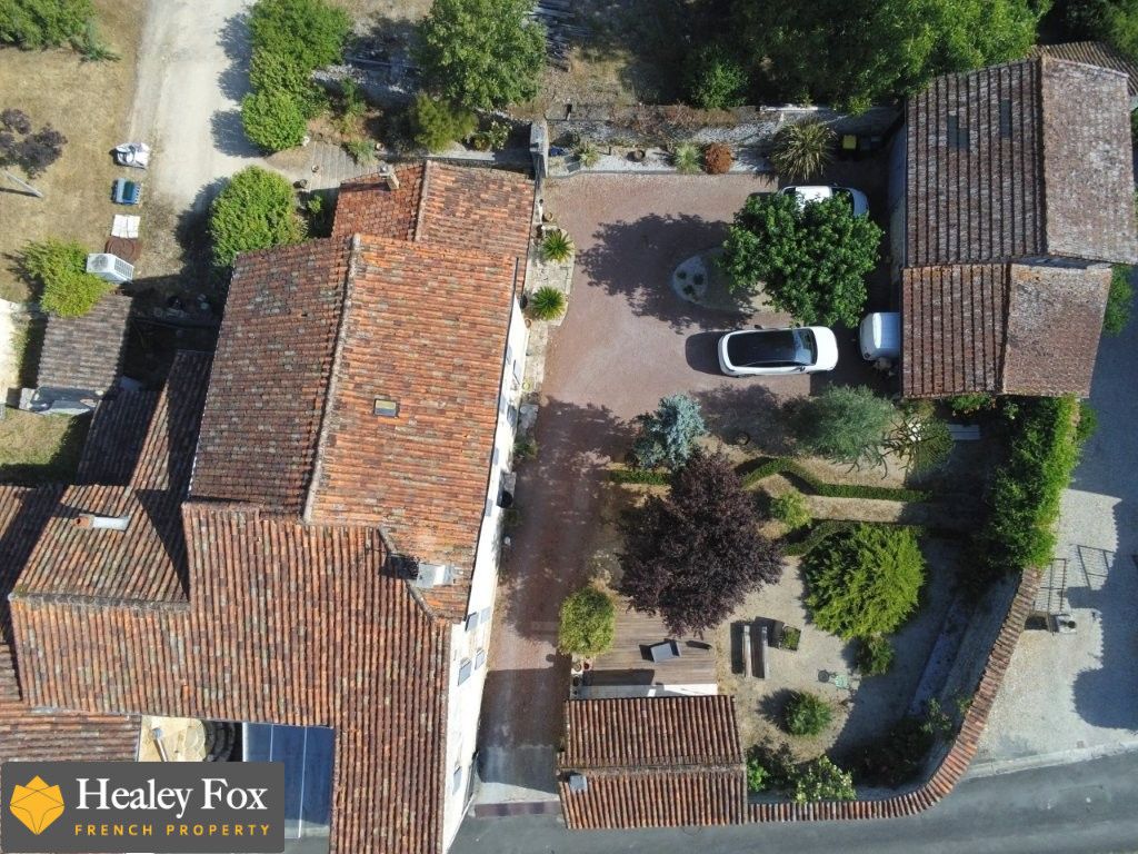 Property photo 2 of 48 2_Maison__Vendre_Verteuil_Sur_Charente6A3E79474d364