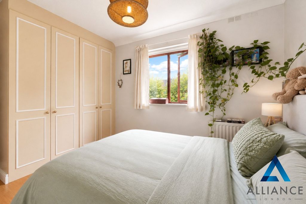Property photo 2 of 14 Picture No. 03