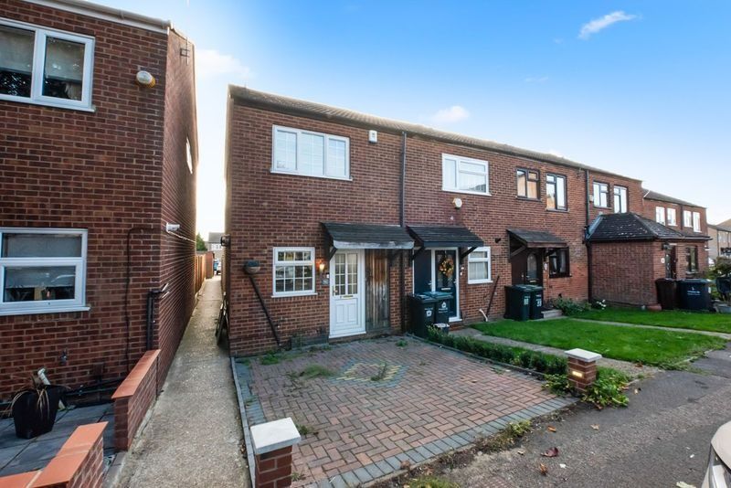 Property photo 2 of 13 3802872