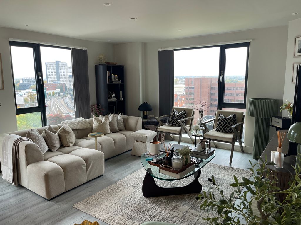 Property photo 2 of 11 Property