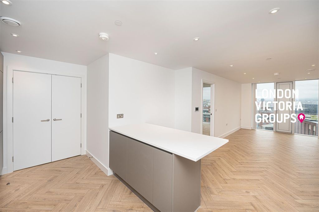 Property photo 1 of 18 1-5487.Jpg