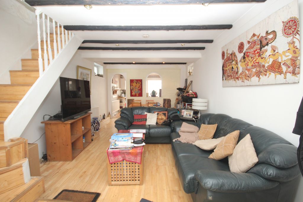 Property photo 2 of 13 Gallery