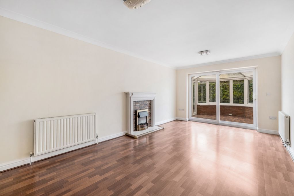 Property photo 3 of 15 16 Jackson Drive (Kirton)-15