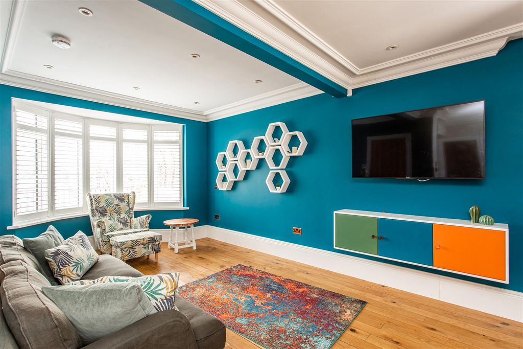 Property photo 3 of 16 Reception Room