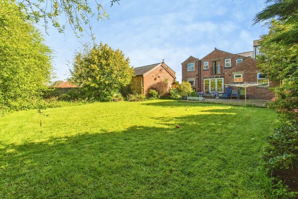 Property photo 2 of 20 Pbox-Img.Jpg