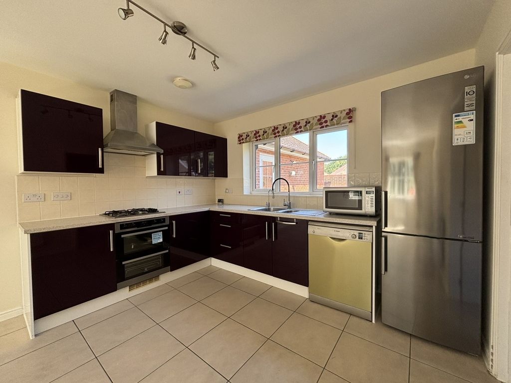 Property photo 2 of 14 Img_6784