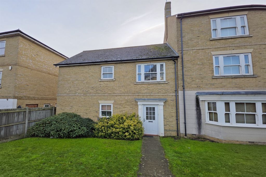 Property photo 1 of 14 (Main)