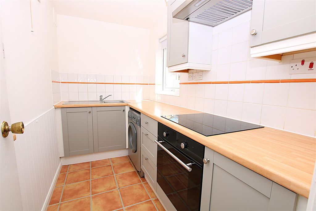 Property photo 2 of 10 Img_9877.Jpg