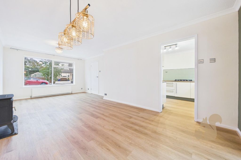 Property photo 3 of 14 Cam01254G0-Pr0364-Still003.Jpg