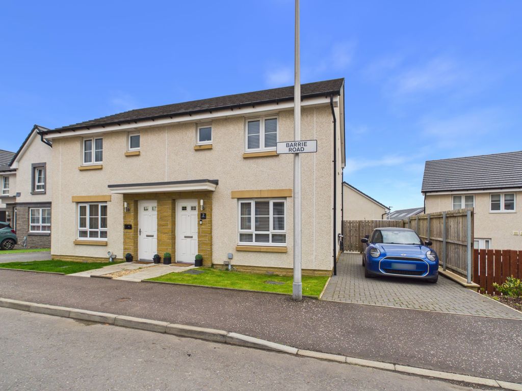 Property photo 1 of 24