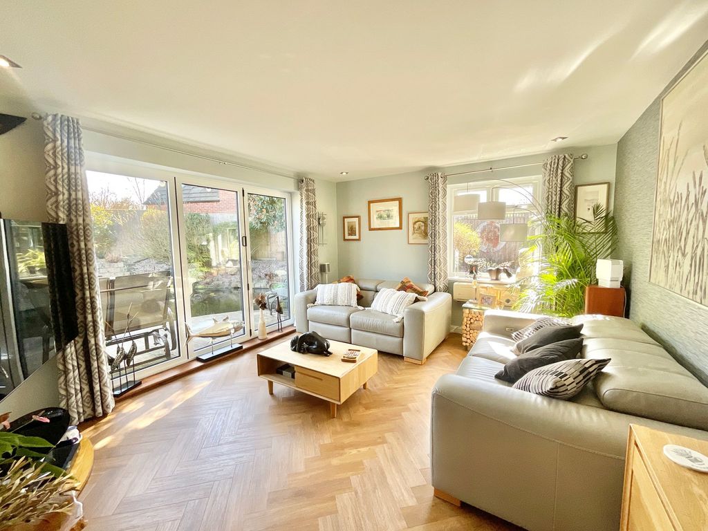 Property photo 2 of 51