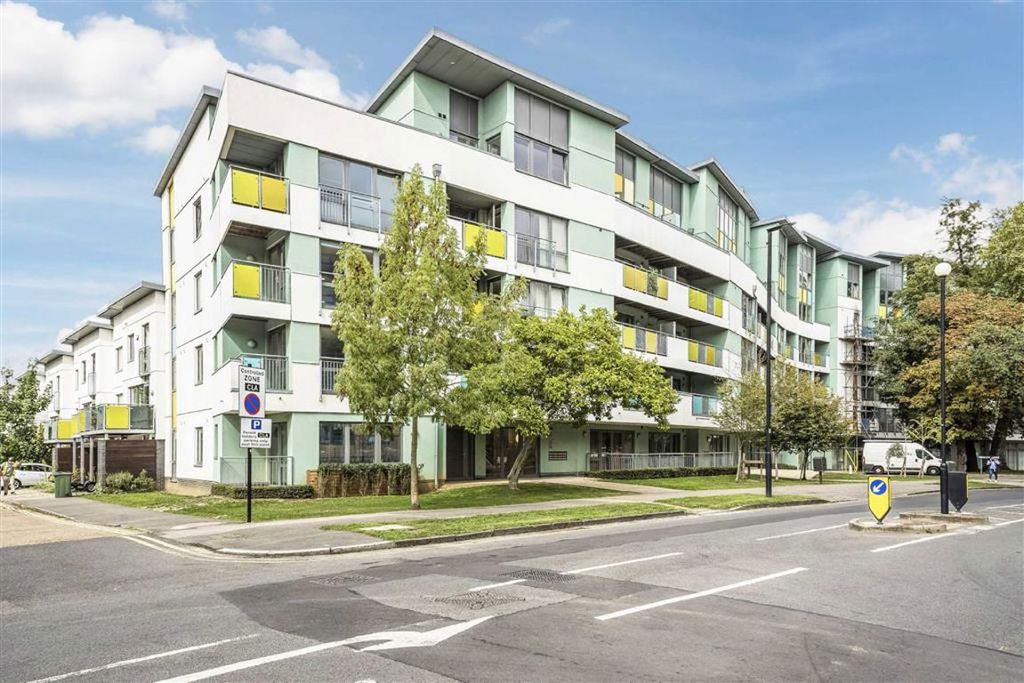 Property photo 1 of 6