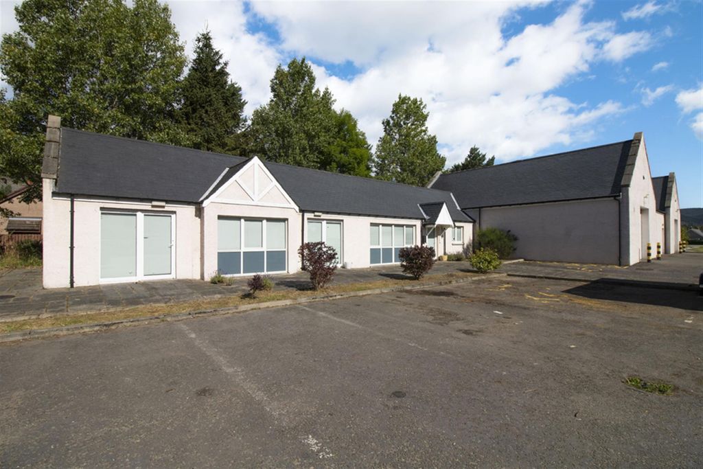 Property photo 2 of 19 Photo 1