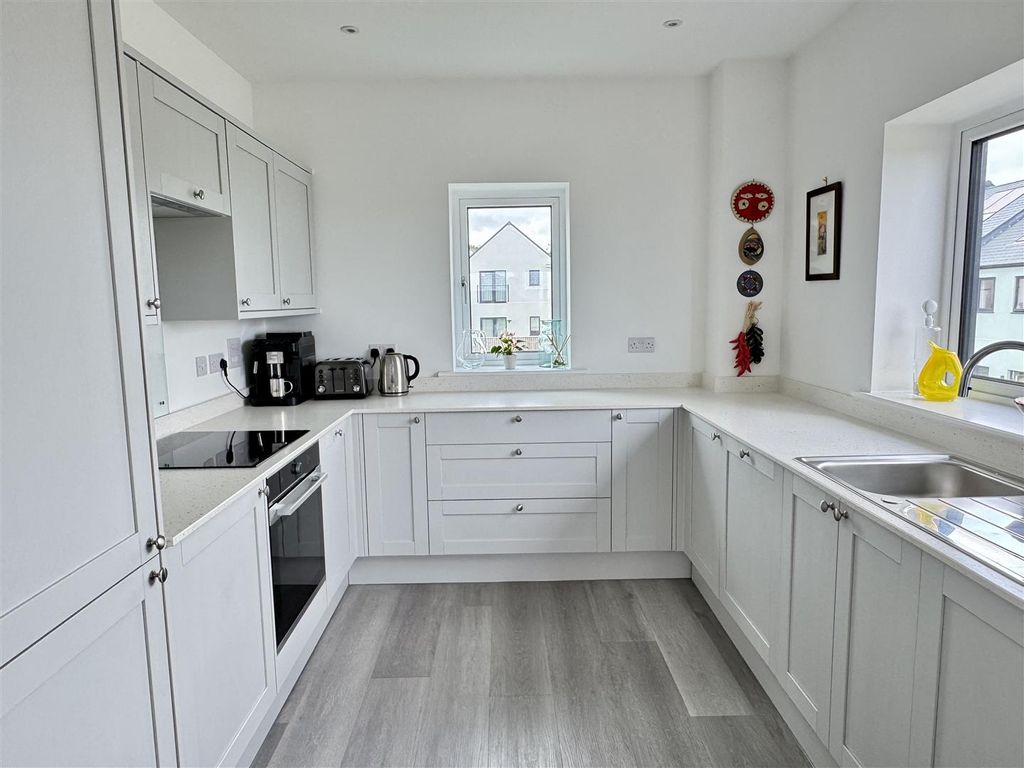 Property photo 2 of 22 Open Plan Kitchen Diner: