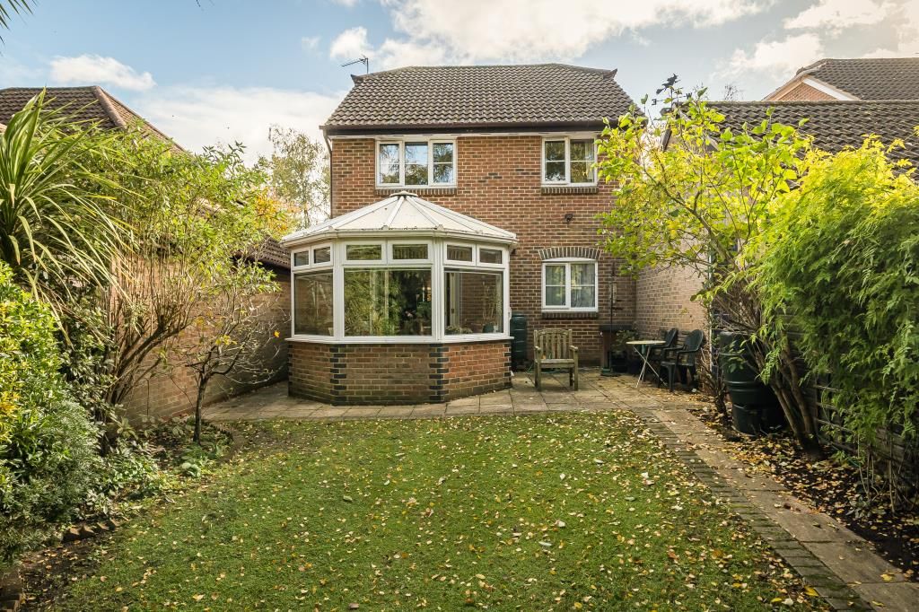 Property photo 2 of 21 Garden View