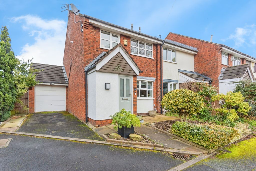 Property photo 1 of 15