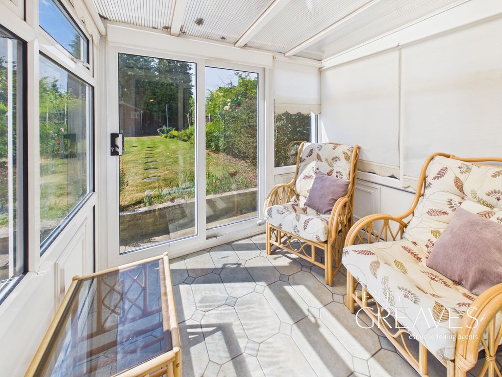 Property photo 3 of 20 Conservatory