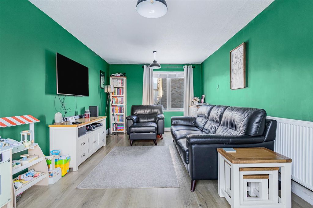 Property photo 2 of 22 14_68161.Jpg