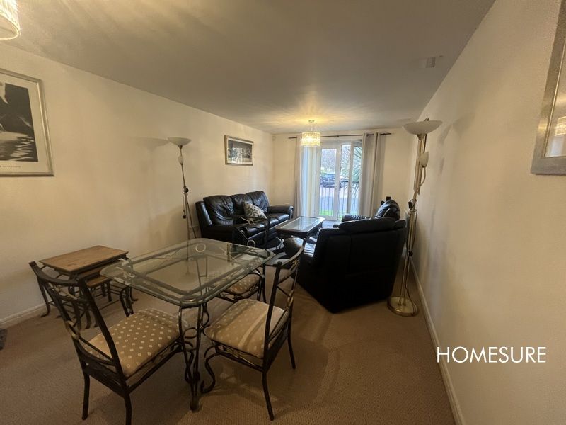 Property photo 2 of 8 Lounge