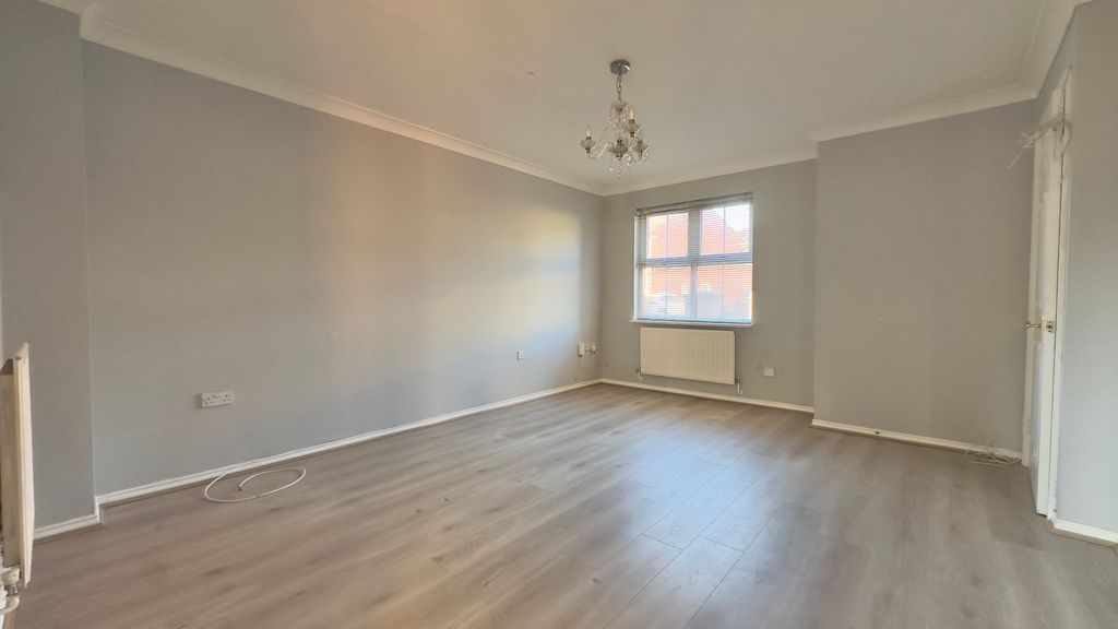 Property photo 3 of 28 Img_6706