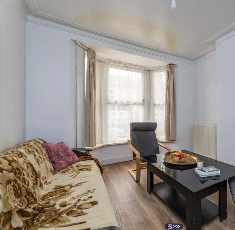 Property photo 3 of 16 C.Jpg